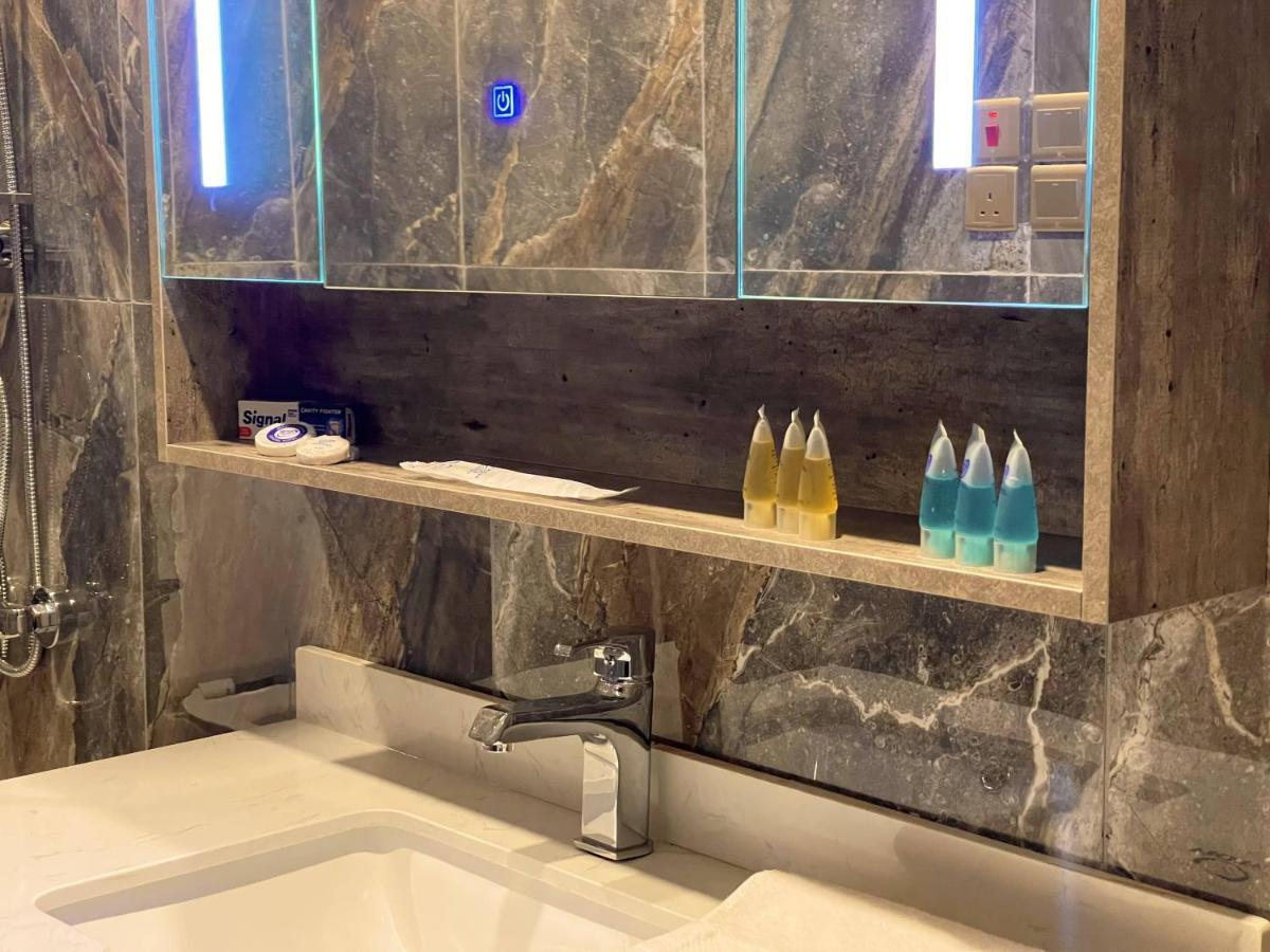 Crystal Blue Hotel Rabigh Ngoại thất bức ảnh